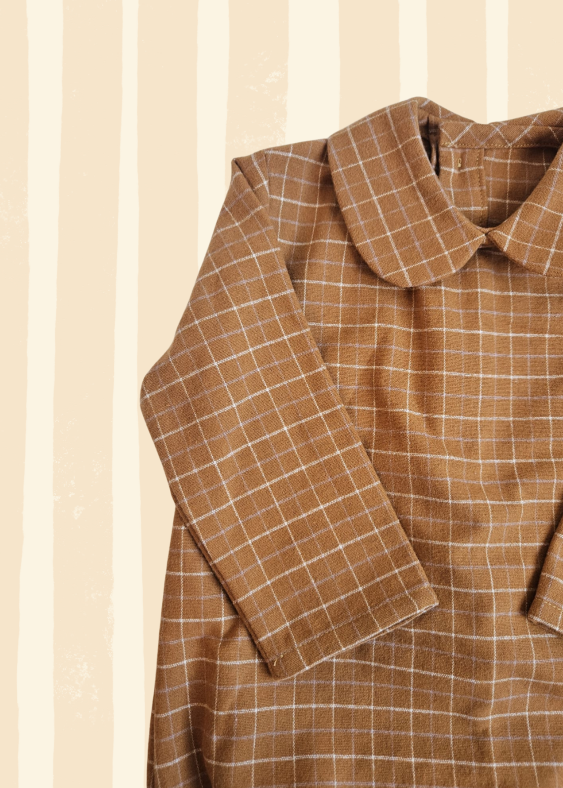 Pelele de cuadros mostaza